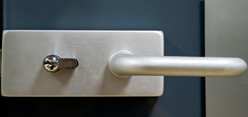 Change Patio Door Locks in Rancho Murieta, California